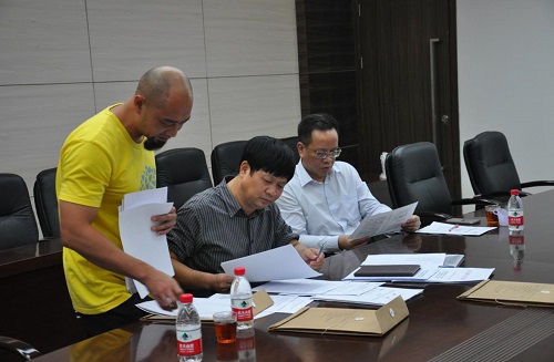 管委会主任助理汪水永到创业中心进行安全生产大检查调研
